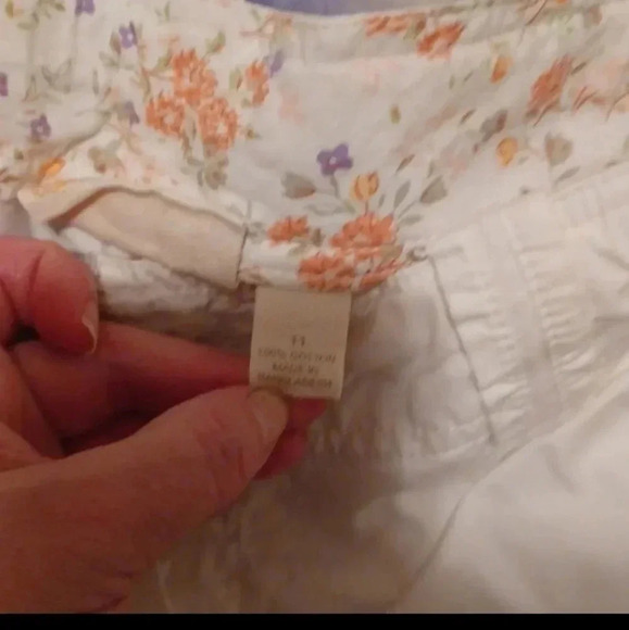 💙🌹 WHITE Bermudas shorts - Picture 7 of 13